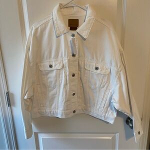 American Eagle White Denim/Jean Jacket Women’s Size Large NWT